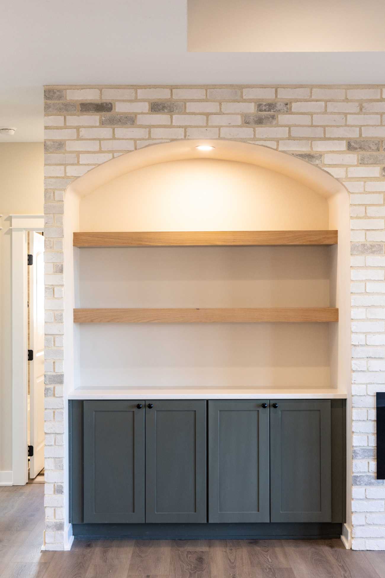 Custom Kitchen Cabinet in Des Moines Metro