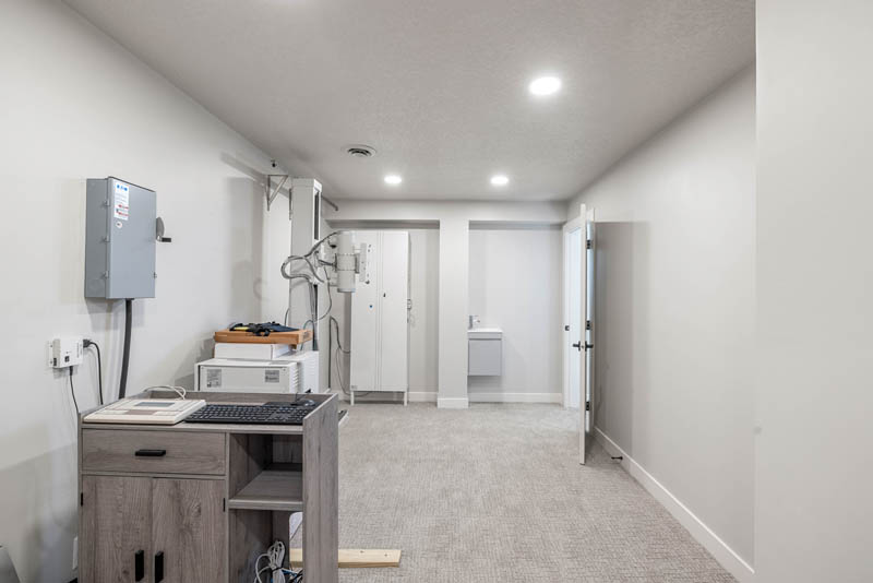 103 E 1st St , Ankeny-15