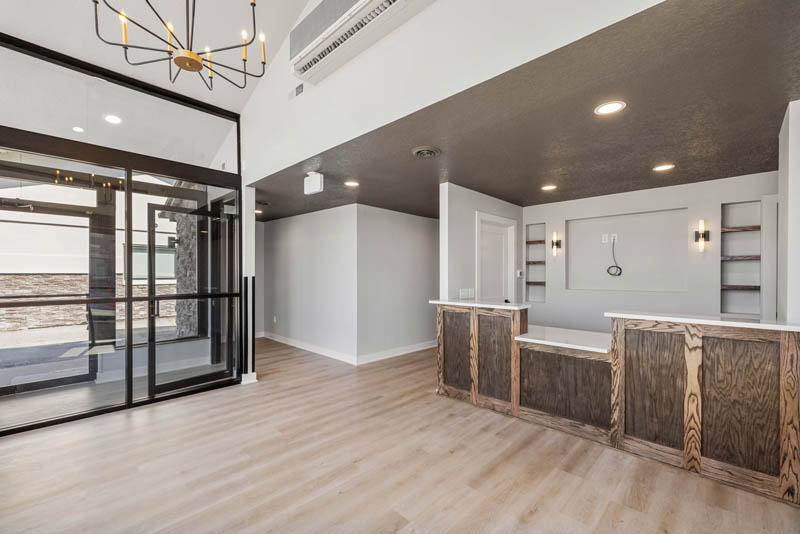 103 E 1st St , Ankeny-2