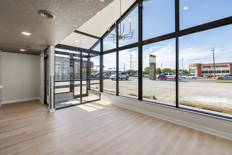 103 E 1st St , Ankeny-8